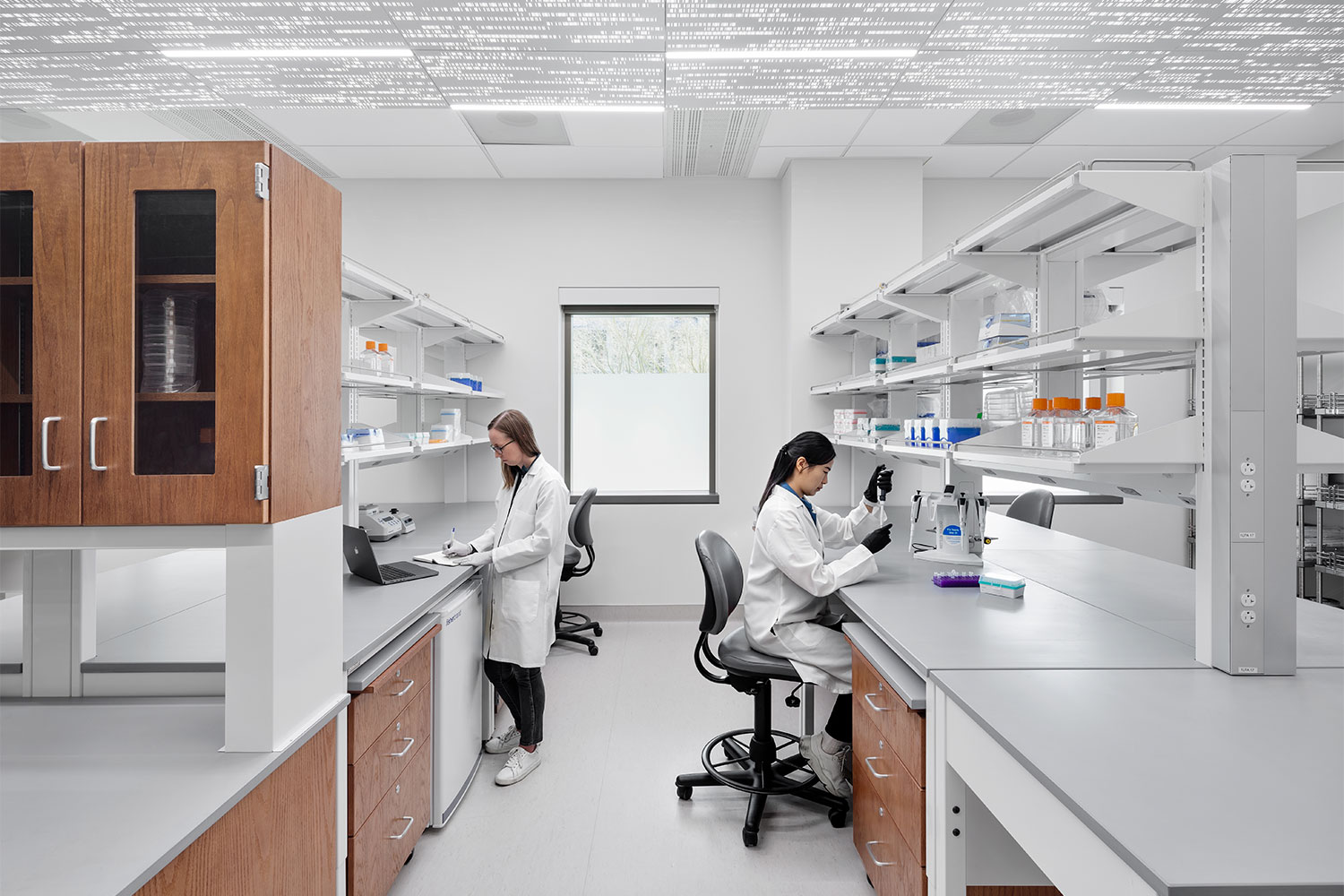 Innovative-Genomics-Institute-Building-Office-to-Laboratory-Space-Conversion-2